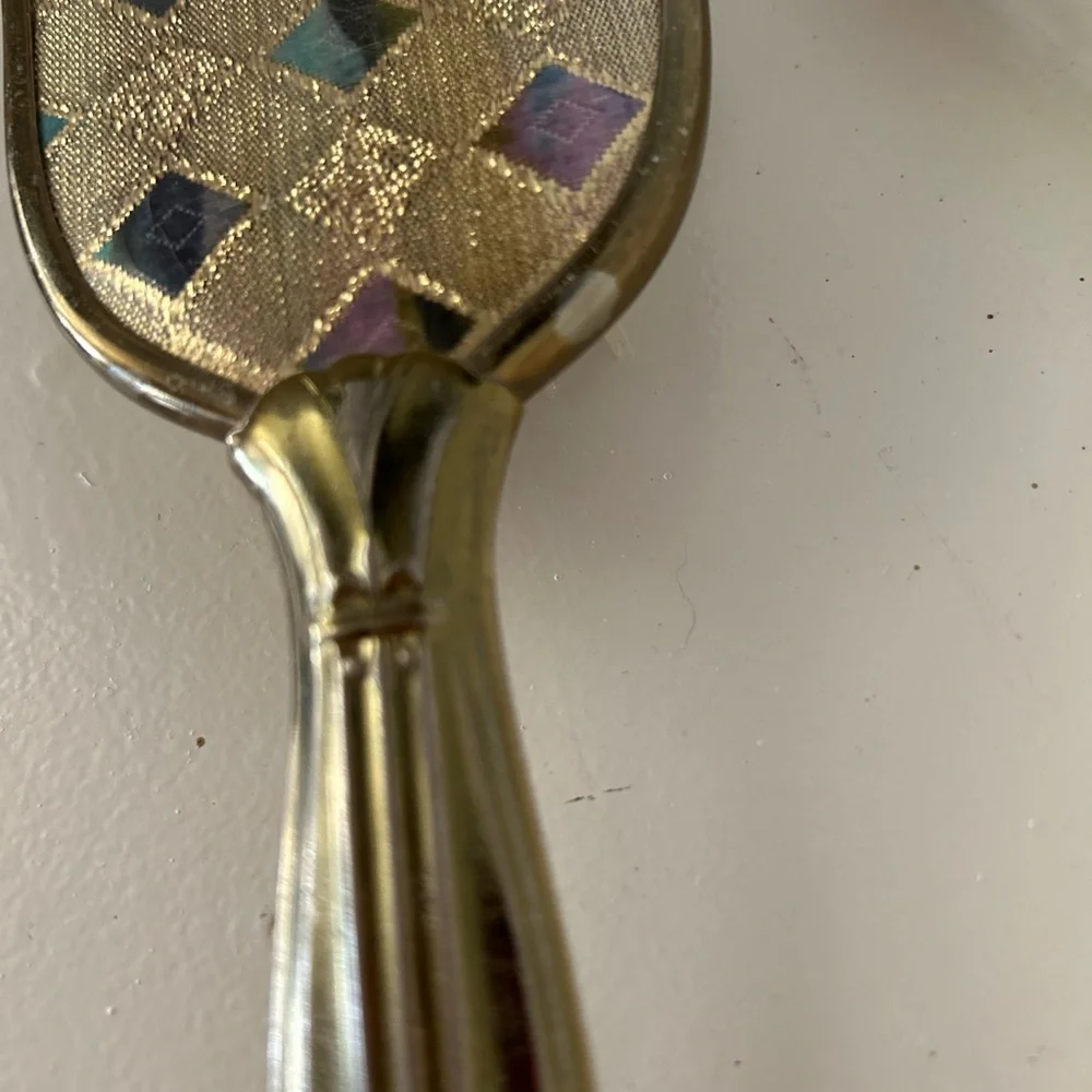 Vintage 1960s vanity‎ brush diamond print